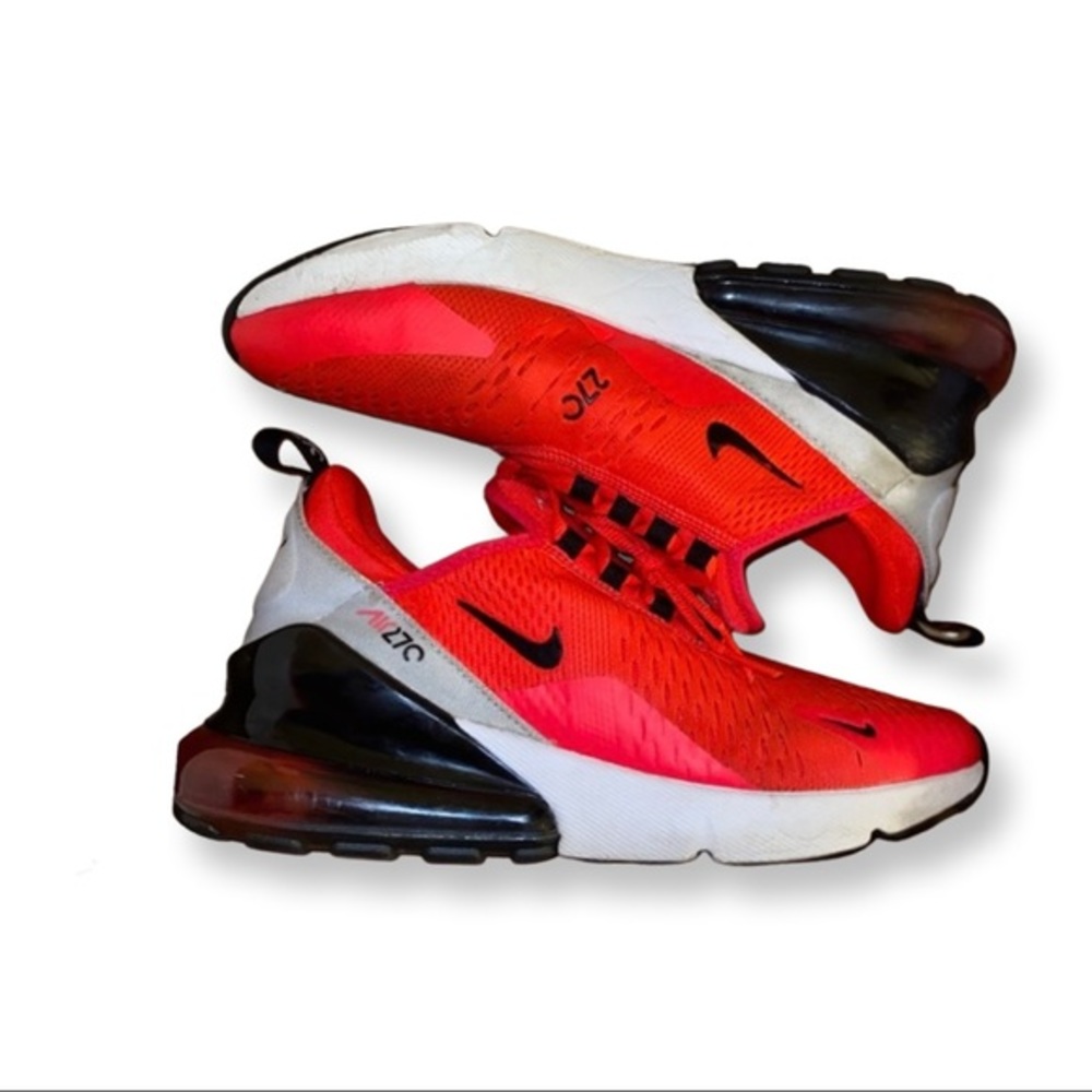 Nike Track Sneaker
